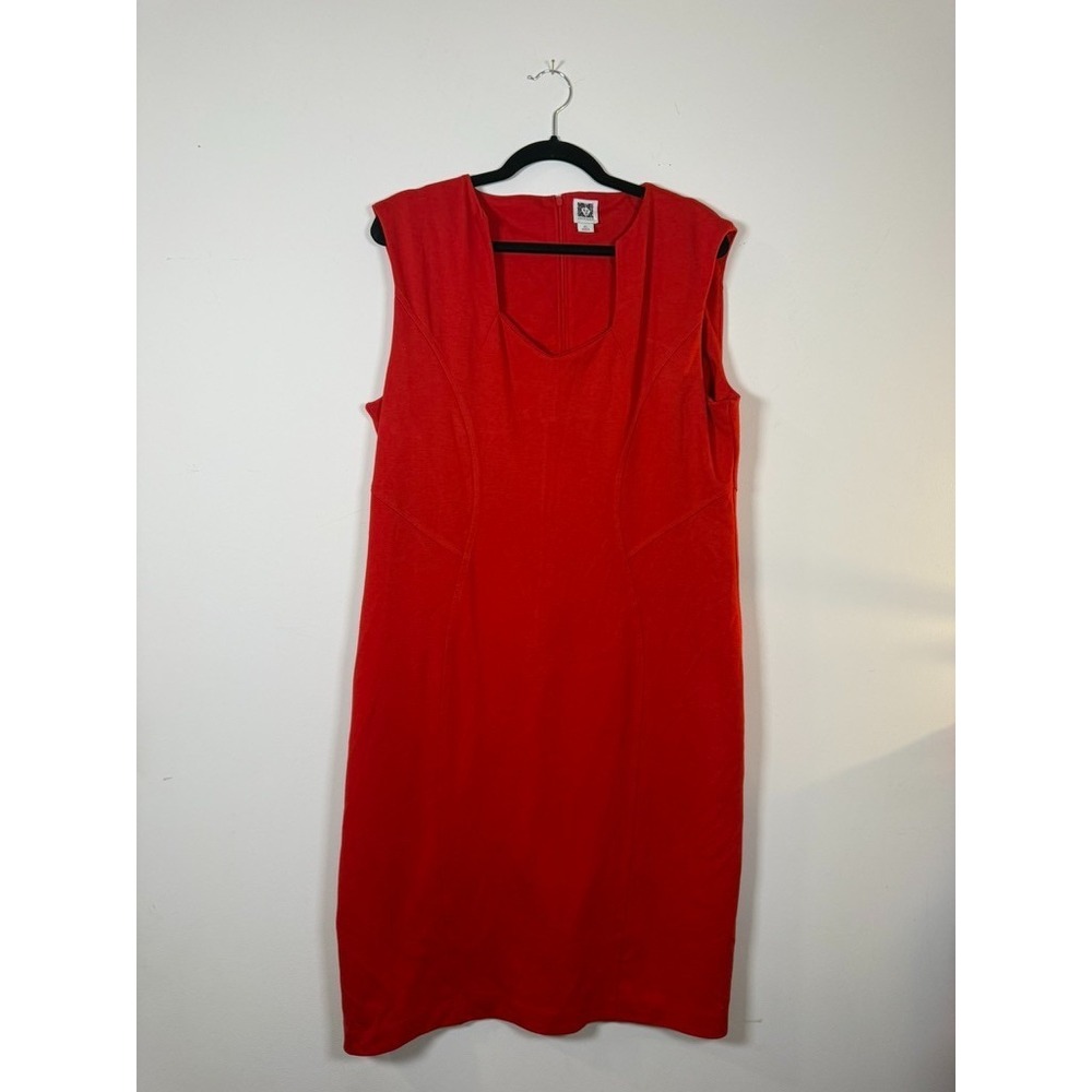 red sheath dress minimalist tailored classic 90s power dressing office workwear